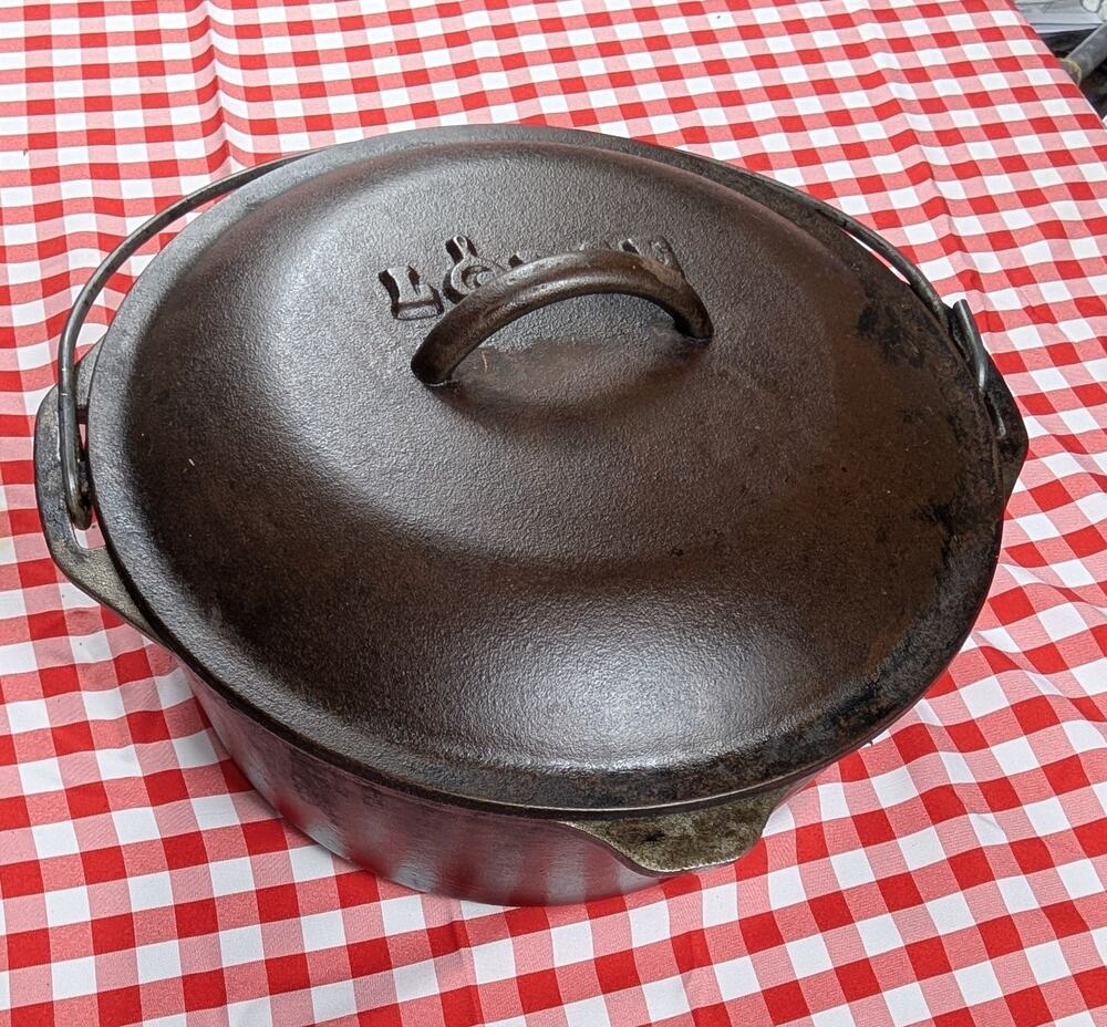 VINTAGE LODGE #10 "DO" DUTCH OVEN w/SELF BASTING COVER Made In USA
